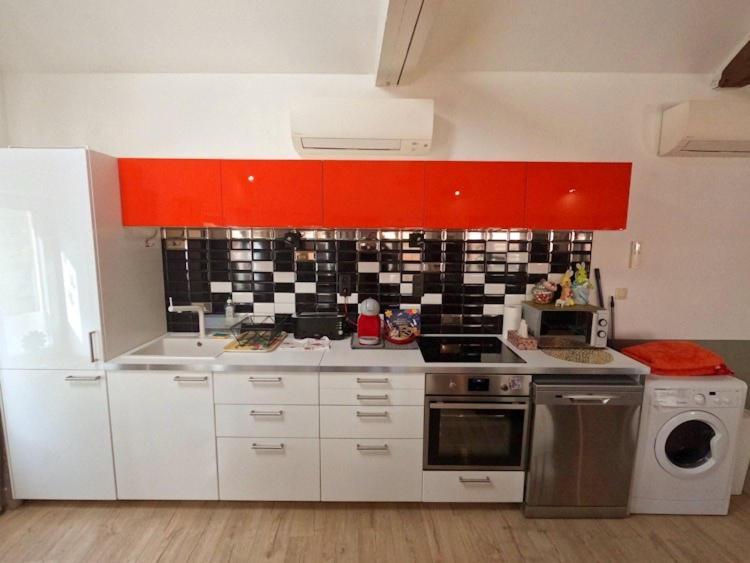 Appartements De Charme Dadou Mons Belgium ภายนอก รูปภาพ